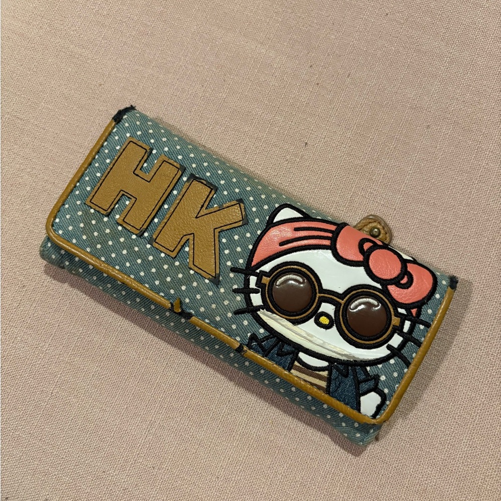 Vintage Loungefly Hello Kitty Sanrio Trifold Wallet